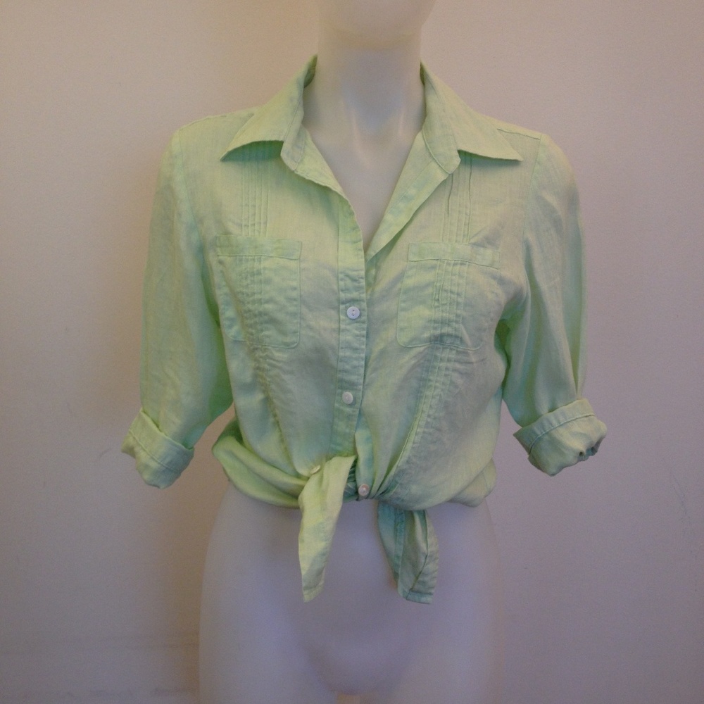 Tracy M.  Light Green Linen Shirt